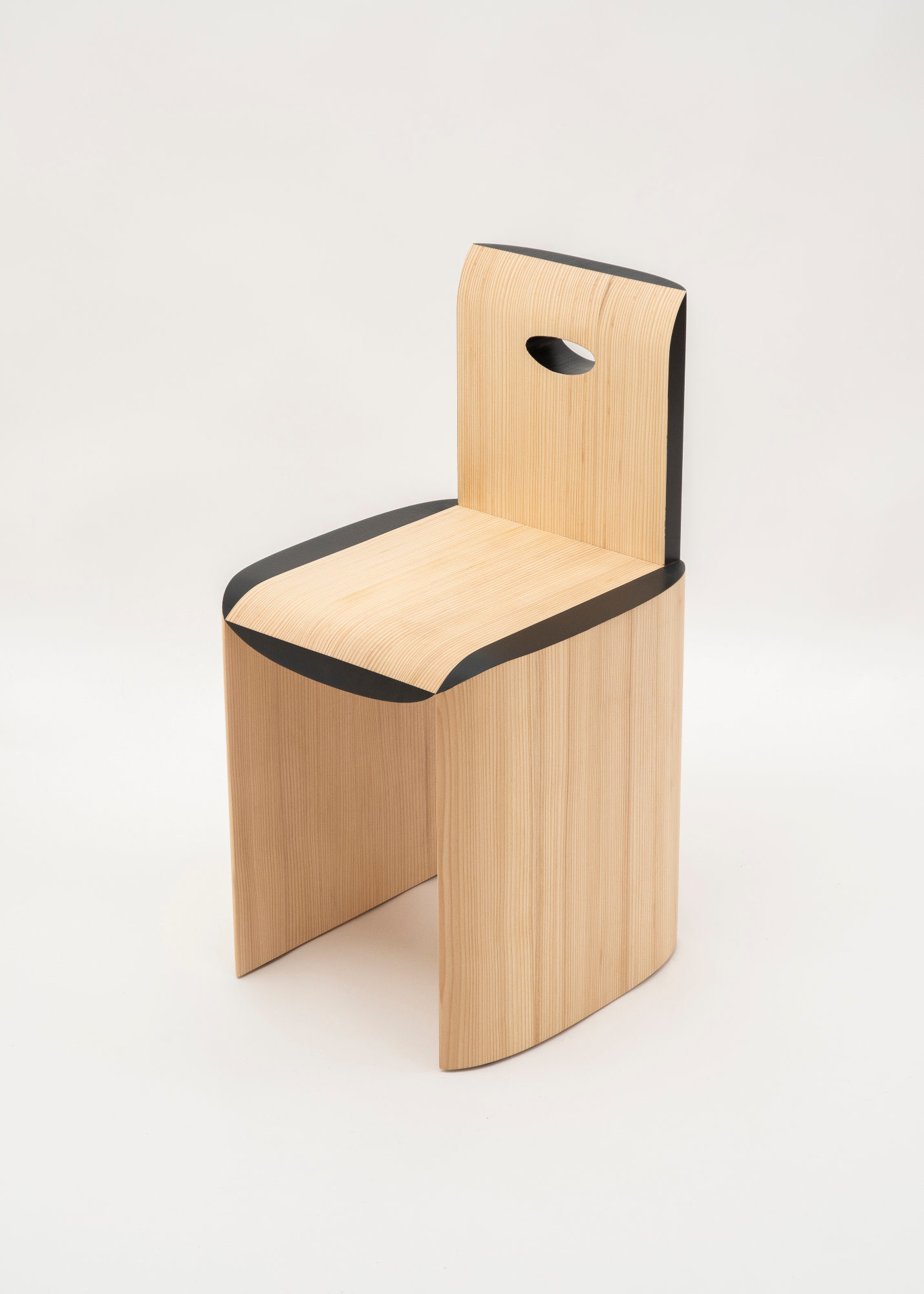TATU_LAAKSO_APEX_CHAIR_PHOTO_BY_DIDI_NG-4
